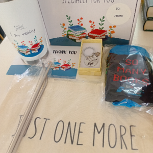 White Book Lovers Gift Set